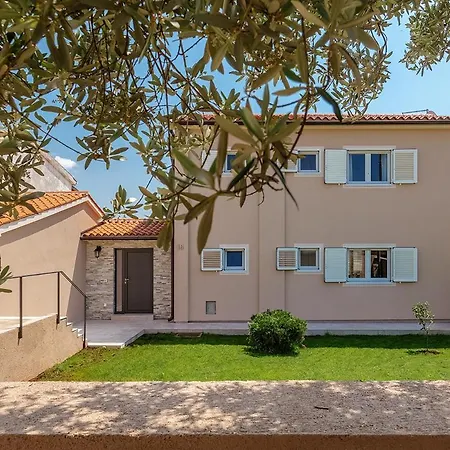 Mokka - Perfekt Ausgestattete In Hervorragender Lage Villa