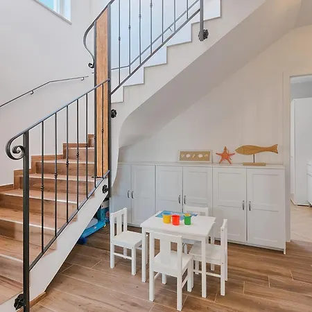 Mokka - Perfekt Ausgestattete In Hervorragender Lage Villa Pula