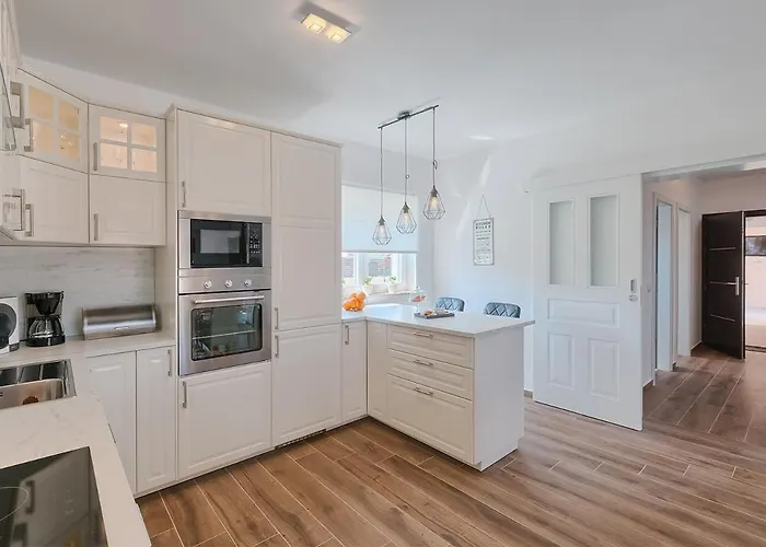 Mokka - Perfekt Ausgestattete In Hervorragender Lage Villa Pula