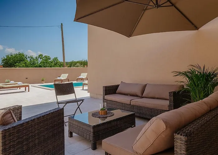 Mokka - Perfekt Ausgestattete In Hervorragender Lage *